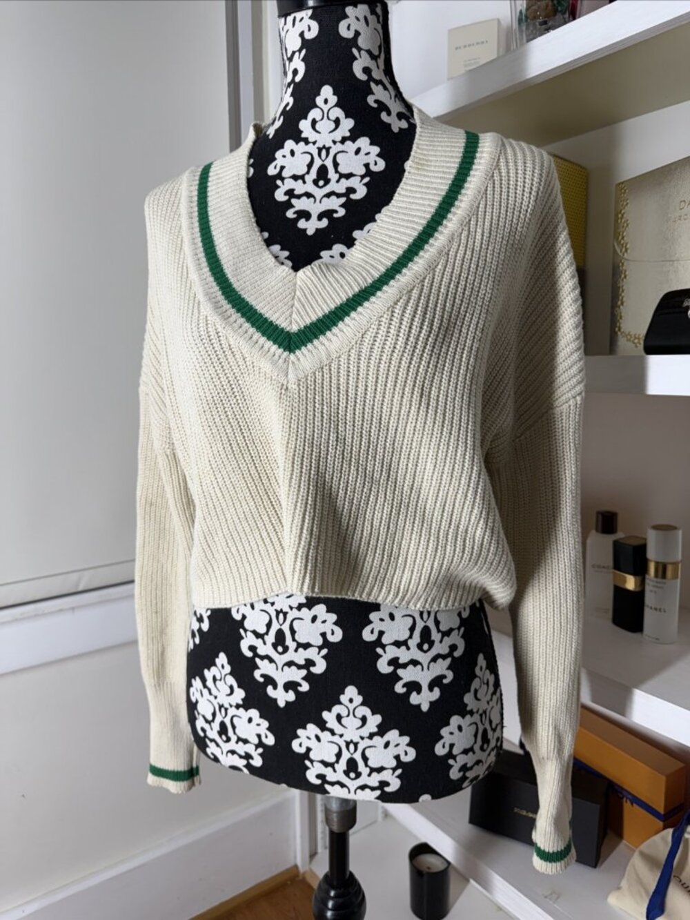 Vici Cropped V-Neck Green & Off White Sweater M College Preppy Long sleeves